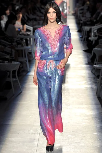 Look 43